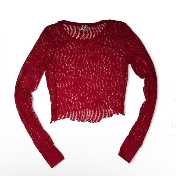 BKE Tops - Y2K Grunge Red mesh sheer long sleeve crop top ⭐️